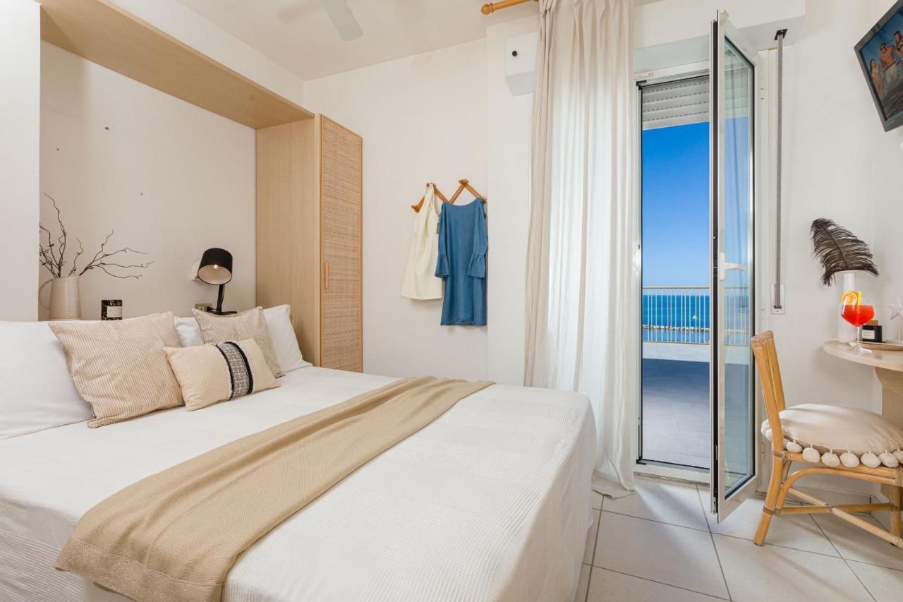 Hotel Teti Bellaria-Igea Marina Esterno foto