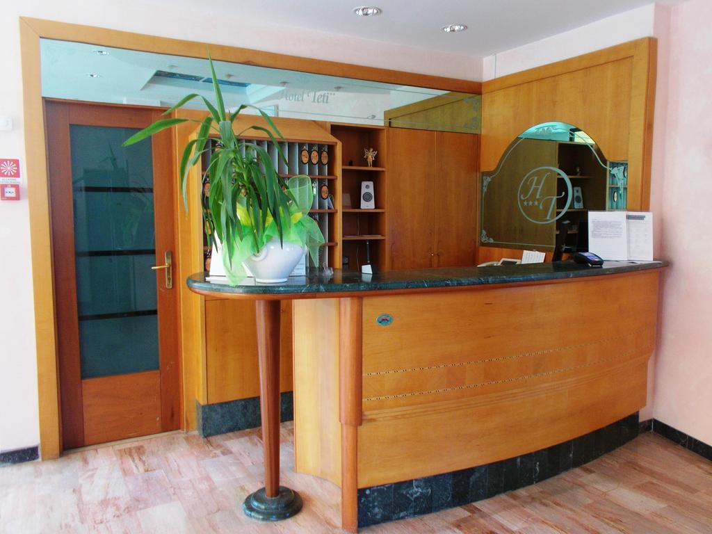 Hotel Teti Bellaria-Igea Marina Esterno foto