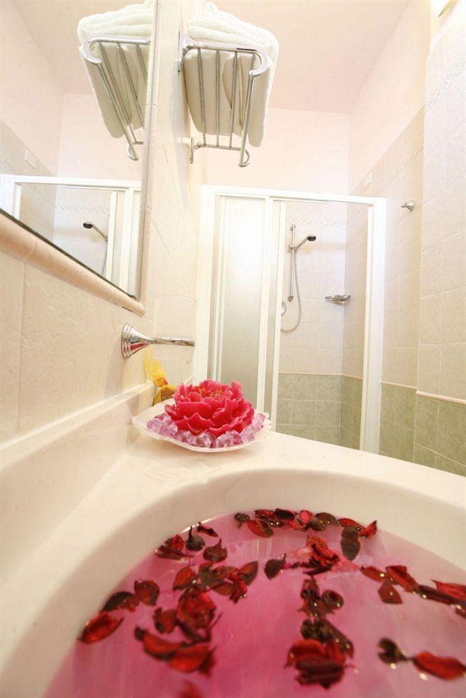 Hotel Teti Bellaria-Igea Marina Esterno foto