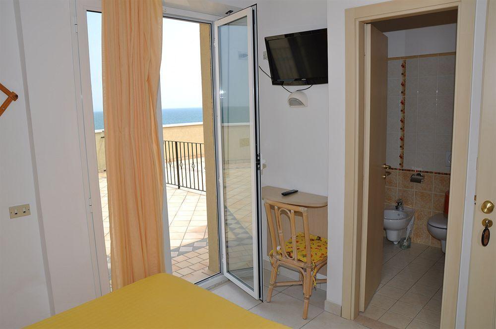 Hotel Teti Bellaria-Igea Marina Esterno foto