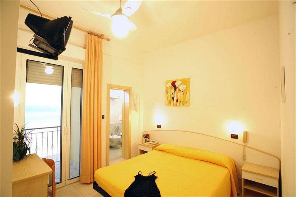 Hotel Teti Bellaria-Igea Marina Esterno foto