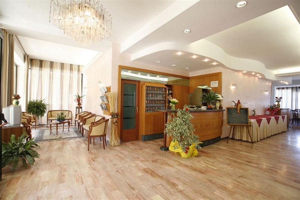 Hotel Teti Bellaria-Igea Marina Esterno foto